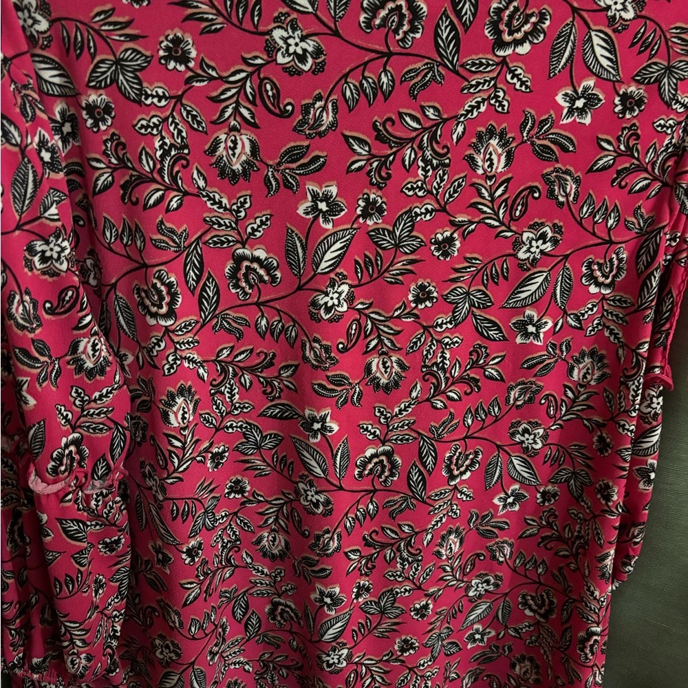 Adrienne Vittadini Vibrant Pink Floral Blouse - Picture 4 of 4